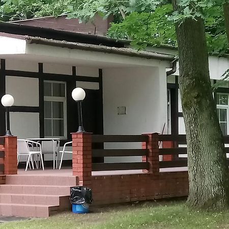 Hostel Dworek Osiecki Koral Osieki  Extérieur photo